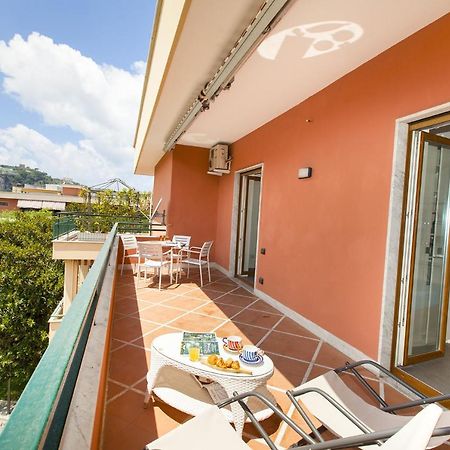 Amore Rentals - Casa Katia ซอร์เรนโต ภายนอก รูปภาพ